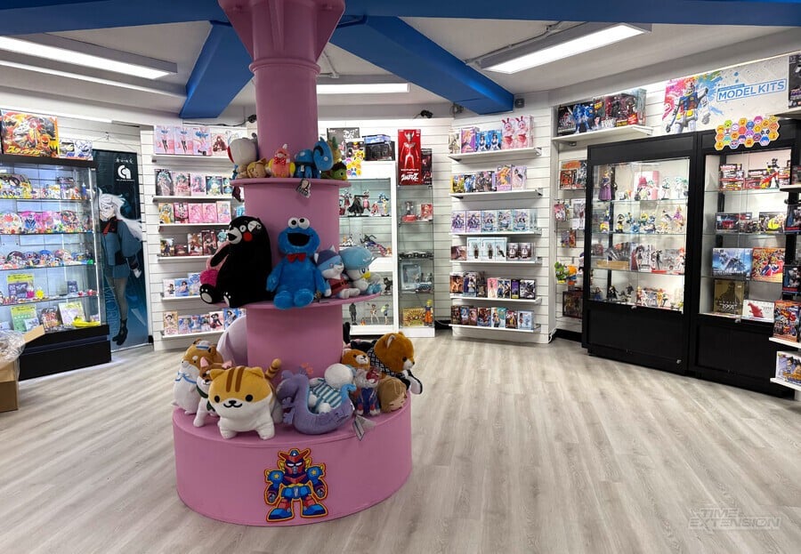 Retail Therapy: Henshin 27