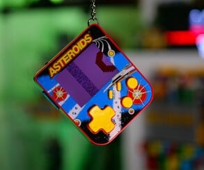 Review: HyperMegaTech Super Micro Keychains - Fairly Fun, But Fundementally Flawed 5